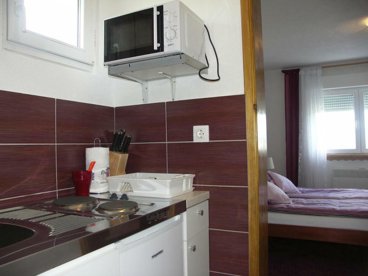 Apartments Zegarac House Korenica Luaran gambar